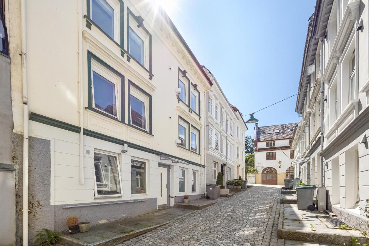 Family Friendly 3Br - Fast Wi-Fi - Behind Bryggen Daire Bergen Dış mekan fotoğraf